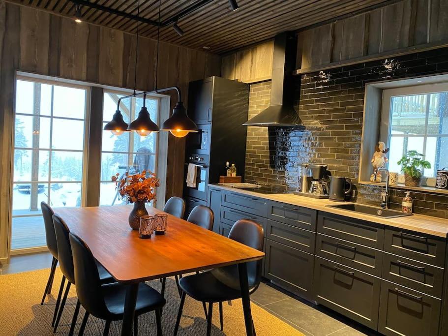 Modern Stuga Med Ski Lodge Kaensla Єрвсе Екстер'єр фото