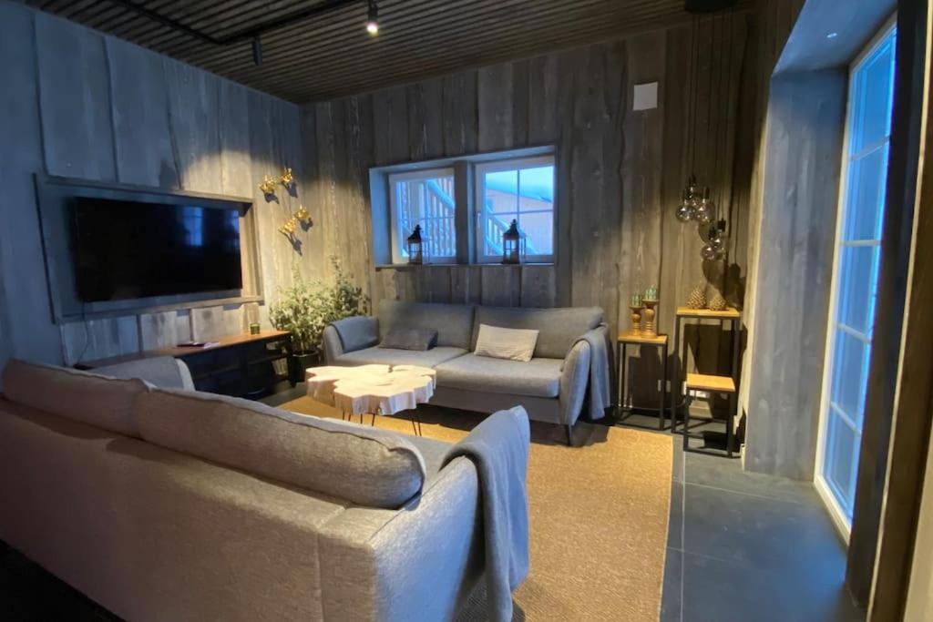 Modern Stuga Med Ski Lodge Kaensla Єрвсе Екстер'єр фото